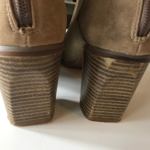 BC Crew Boot In Taupe - Picture 4 of 8